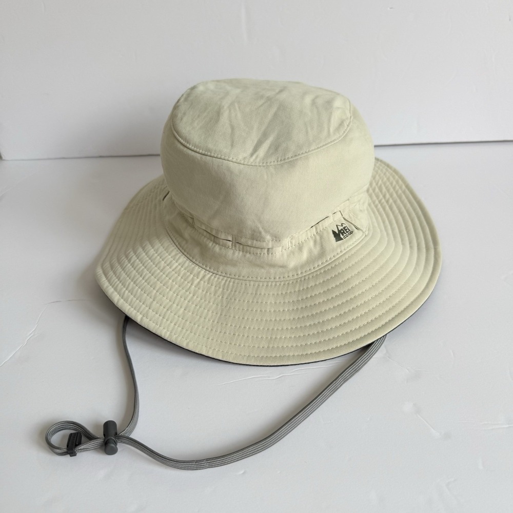 REI Co-op Sahara Bucket Hat L/XL Khaki Chin Lanyard UPF 50+ Protection Wide Brim